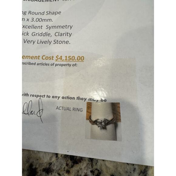 LADIES 14K GOLD ENGAGEMENT RING 14KT Solitaire. Size 9 1/2 - Picture 10 of 16